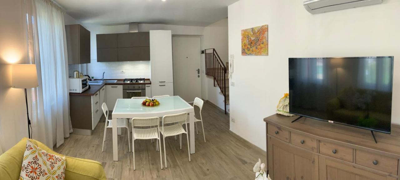 Casa La Wanda - Camaiore Toscana - 2 Bedroom & Terrace Ngoại thất bức ảnh